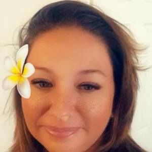 Meet your Posher, Carrie